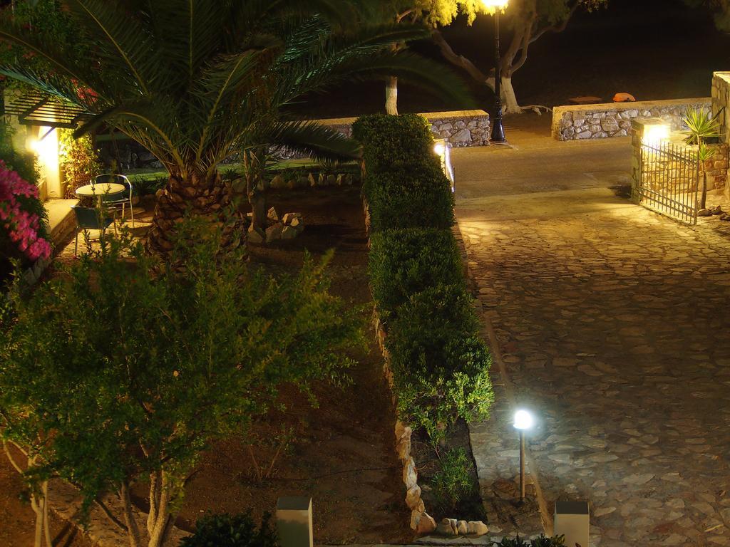 Villa Dolphin Azolimnos Buitenkant foto